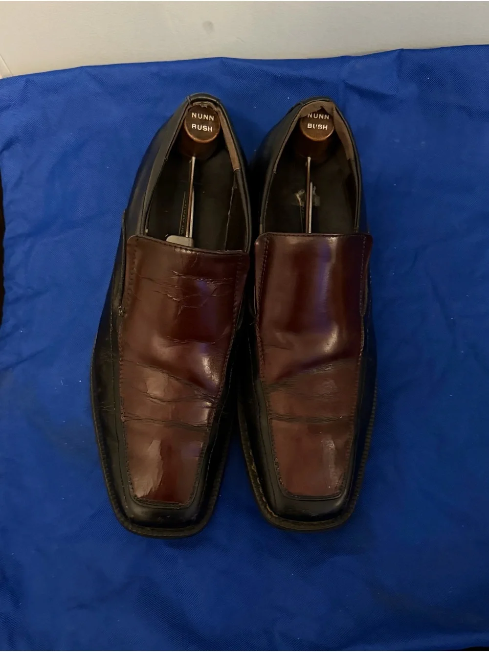 Vintage Black and burgundy genuine leather Slip-On Loafers